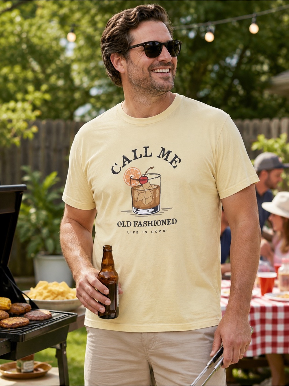 Life Is Good Large Men's Yellow 'Call Me Old Fashioned' Graphic Crusher Tee